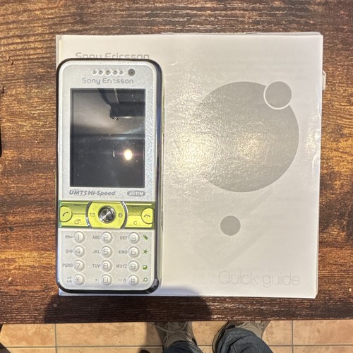 Cellulare sony ericsson k610 - cellulare,
